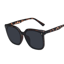 Carica l'immagine nel visualizzatore di Gallery, Black Cat Eye Sunglasses Women Designer  Square Sun Glasses Female Classic Vintage UV400 Outdoor Oculos De Sol