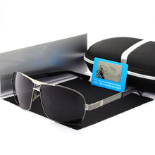 Carica l&#39;immagine nel visualizzatore di Gallery, Brand Sunglasses Men Mercede Light Metal Square UV400 Polarized Glasses For Driving Fishing Retro Lunettes De Soleil 722