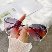 Carica l'immagine nel visualizzatore di Gallery, Cat Eye Sunglasses Women 2023  Desinger Sun Glasses Bling Diamond Eyeglasses  Rhinestone Pink Shades Uv400