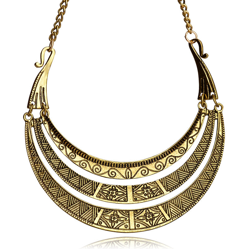 Fashion Chain Necklace Leaf Design Tassel Necklace Women's Charm Accessories Perfume Women Jewelry Big Exaggerated Necklace