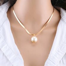 Load image into Gallery viewer, Fashion Chain Pearl Necklace For Women Baroque Pearl Metal Charm Pendants Necklaces Choker Snake Chain Jewelry Gold Silver Color