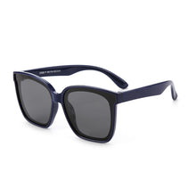 Carica l&#39;immagine nel visualizzatore di Gallery, Children Sunglasses Polarized Lens Unisex Riding Kids Boys And Girls Glasses Sunglasses Cool Outdoor Eyewear UV400 8282