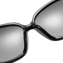 Load image into Gallery viewer, Classic Women Polarized Sunglasses UV400 Protection