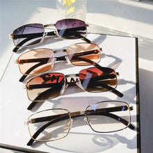 Carica l&#39;immagine nel visualizzatore di Gallery, Clear Small Rectangle Sunglasses Men  Women Metal Square Wood Glasses Frame Eyewear UV400 Gafas De Sol Mujer