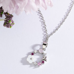 Fashion Creative Butterfly Flowers Necklace Zircon Crystal Pearl Shell Garland Pendant Necklace for Women Jewelry Accessories