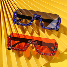 Carica l&#39;immagine nel visualizzatore di Gallery, Occhiali da sole quadrati senza montatura a mezza montatura alla moda in cristallo Occhiali da sole Occhiali da sole da donna Occhiali da sole con strass firmati di marca