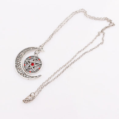 Fashion Design Soprannaturale Collana pendente Gioielli strega Protezione Crescent Moon Star Amuleto soprannaturale Accessori di varietà 
