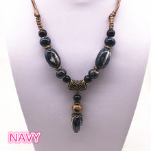 Carica l&#39;immagine nel visualizzatore di Gallery, Moda Gioielli etnici Ornamenti tradizionali fatti a mano Intreccio Corda di cera Collana in ceramica Perline di ceramica Collana lunga con ciondolo #37 
