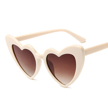 Carica l&#39;immagine nel visualizzatore di Gallery, Occhiali da sole a cuore Donna Classic Designer Occhiali da sole sfumati Tonalità color caramello Occhiali con montatura Donna Oculos De Sol UV400
