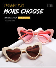 Carica l&#39;immagine nel visualizzatore di Gallery, Occhiali da sole a cuore Donna Classic Designer Occhiali da sole sfumati Tonalità color caramello Occhiali con montatura Donna Oculos De Sol UV400