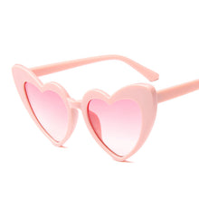 Carica l&#39;immagine nel visualizzatore di Gallery, Occhiali da sole a cuore Donna Classic Designer Occhiali da sole sfumati Tonalità color caramello Occhiali con montatura Donna Oculos De Sol UV400