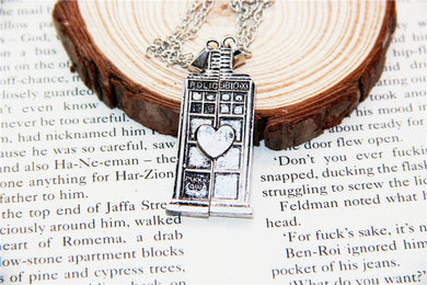 Fashion Jewelry Doctor Who Tardis Phone Booth Double Heart Couples Necklace for lovers