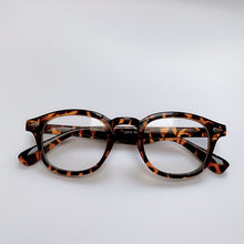 Load image into Gallery viewer, Johnny Depp Small Style Round Sunglasses Mens Womens Clear Tinted Lens Brand Design Party Show Sun Glasses Oculos De Sol