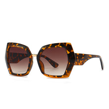 Load image into Gallery viewer, Brand Sunglasses Women Oversized Square  Brand Big Frame Retro Women&#39;s Gradient Sunglasses Driving