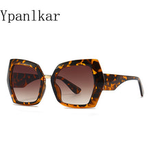 Load image into Gallery viewer, Brand Sunglasses Women Oversized Square  Brand Big Frame Retro Women&#39;s Gradient Sunglasses Driving