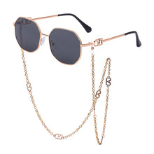 Carica l&#39;immagine nel visualizzatore di Gallery, Metal Irregular Sunglasses with Chain Women 2023  Brand Designer Trendy Square Sun Glasses for Female Chic Eyewear