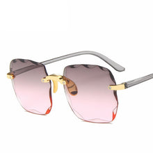 Carica l&#39;immagine nel visualizzatore di Gallery, Moda nuovo designer di marca occhiali da sole quadrati senza cornice moda donna metallo senza montatura lenti sfumate occhiali da sole femminili Oculos 2022 