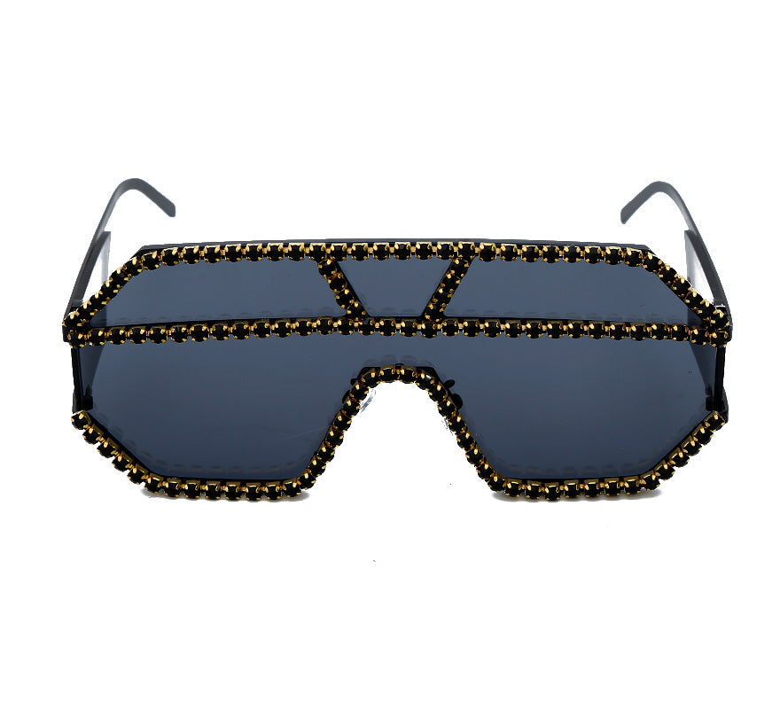 Oversized Square Diamond Sunglasses Women  Brand Designer One-piece Glasses Metal Rhinestone Eyeglasses oculos