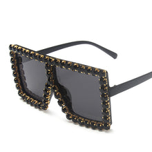 Carica l&#39;immagine nel visualizzatore di Gallery, Oversized Square Rhinestone Sunglasses Women Diamond Sun Glasses Female  Brand Eyeglasses UV400 De Sol Oculos