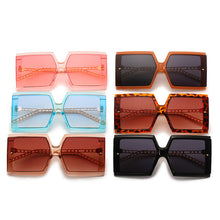 Load image into Gallery viewer, Oversized Square Sunglasses Brand For Female Ladies Unique Sun Glasses Punk Eye Wear Retro Metal Glasses Oculos