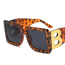 Load image into Gallery viewer, Oversized Sunglasses Women Classic Big Frame B Sun Glasses Female Trendy Outdoor Eyeglasses Shades UV400 Square Eyewear