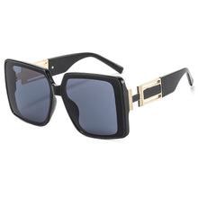 Carica l&#39;immagine nel visualizzatore di Gallery, Oversized Trend Hollow Frame Sunglasses Brand Designer Female Sunglasses Model Eyeglasses Outdoor oculos de sol