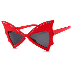 Party Butterfly Sunglasses Women Red Big Riveted Bat Sun Glasses Female Dancing Festival De Soleil Femme