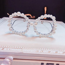 Load image into Gallery viewer, Pearl Sunglasses Round Steel column Arms  Brand Design Women Party Eye Wear Glasses Солнцезащитные Очки