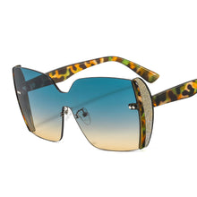Load image into Gallery viewer, Personality Sunglasses Frameless One-piece Sunglasses Female 2023 Personality Street Shooting Men Women Glasses UV400
