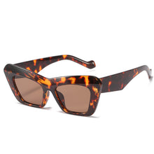 Load image into Gallery viewer, Personality Tortoise Women Sunglasses UV400 2023 OEM Cat Eyes Brand Designer Sun Glasses Women Oculos