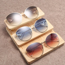 Load image into Gallery viewer, Polarized Sunglasses Women&#39;s Butterfly Shape Sexy Sunglasses With Prescription Glasses