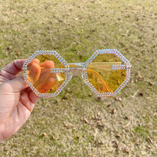 Carica l&#39;immagine nel visualizzatore di Gallery, Polygon Sunglasses Women Brand Designer Eyewear Sun Glasses Shiny Diamond Shades Female Retro Frame Glasses UV400