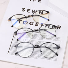 Carica l&#39;immagine nel visualizzatore di Gallery, Occhiali da vista ultraleggeri con montatura in metallo portatile Occhiali da computer Occhiali anti-UV per raggi blu 