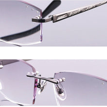 Load image into Gallery viewer, Quality Men Style Gray Colour Rhinestone Reading Glasses Design Rimless Coating Presbyopic Eyeglasses for Men