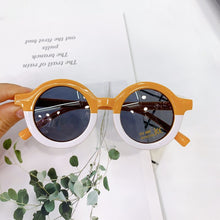 Load image into Gallery viewer, Retro Round Kids Sunglasses Brand Designer Children Sunglasses Boys Girls Baby Outdoors Goggle Shades Eyewear