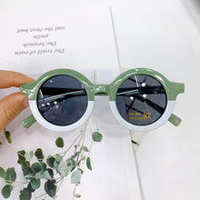 Load image into Gallery viewer, Retro Round Kids Sunglasses Brand Designer Children Sunglasses Boys Girls Baby Outdoors Goggle Shades Eyewear