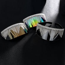 Carica l&#39;immagine nel visualizzatore di Gallery, Occhiali da sole a specchio oversize con strass Donna Uomo Maschera con montatura grande Protezione per gli occhi con diamanti Occhiali argento Paralume UV400