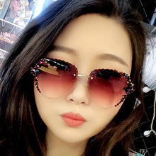 Carica l'immagine nel visualizzatore di Gallery, Rimless  Rhinestone Sunglasses Women 2023 Vintage Bling Sun Glasses Shades for Women Gafas De Sol Mujer Uv400