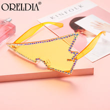 Load image into Gallery viewer, Rimless Triangle Rhinestone Sunglasses Ladies Retro Transparent Ocean Lens Glasses Men Pink Yellow Sunglasses UV400