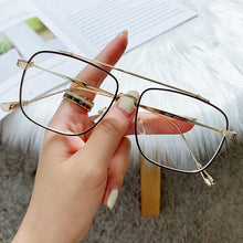 Load image into Gallery viewer, Square Sunglasses  Brand Design Vintage Women Men Square Metal Sun Glasses UV400 Shades Eyewear Oculos de sol