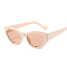 Carica l'immagine nel visualizzatore di Gallery, Square Sunglasses Women Designer  Women Cat Eye Sun Glasses Classic Vintage UV400 Outdoor Oculos De Sol