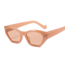 Carica l'immagine nel visualizzatore di Gallery, Square Sunglasses Women Designer  Women Cat Eye Sun Glasses Classic Vintage UV400 Outdoor Oculos De Sol