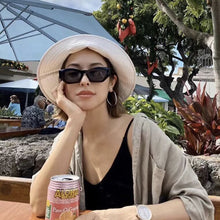 Carica l'immagine nel visualizzatore di Gallery, Square Sunglasses Women Designer  Women Cat Eye Sun Glasses Classic Vintage UV400 Outdoor Oculos De Sol