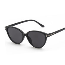 Carica l'immagine nel visualizzatore di Gallery, Square Sunglasses Women Men Designer  Women Cat Eye Sun Glasses Classic Vintage UV400 Outdoor Oculos De Sol