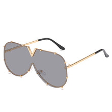 Carica l'immagine nel visualizzatore di Gallery, Steampunk Sunglasses 2023 Women Men Pilot Sun Glasses Colorful Lens Shades Eyewear Lady Brand Designer Eyeglasses UV400