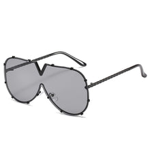 Carica l'immagine nel visualizzatore di Gallery, Steampunk Sunglasses 2023 Women Men Pilot Sun Glasses Colorful Lens Shades Eyewear Lady Brand Designer Eyeglasses UV400