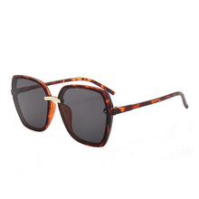 Load image into Gallery viewer, Sunglasses Male Gradient Oversize Female Sun Glasses Simple Designer UV400 Driving Eyewear For Men Women Sunglasses