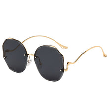 Load image into Gallery viewer, Tea Gradient Sunglasses Round Shades Women Metal Curved Temples Sun Glasses Female UV400 Eyewear oculos de sol