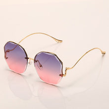 Load image into Gallery viewer, Tea Gradient Sunglasses Round Shades Women Metal Curved Temples Sun Glasses Female UV400 Eyewear oculos de sol