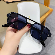 Load image into Gallery viewer, Vintage Square Sunglasses Women Brand Retro Small Frame Sun Glasses Female Double Bridges Design Oculos De Sol Feminino